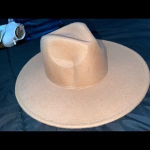 brand new never worn tan woman tan hat